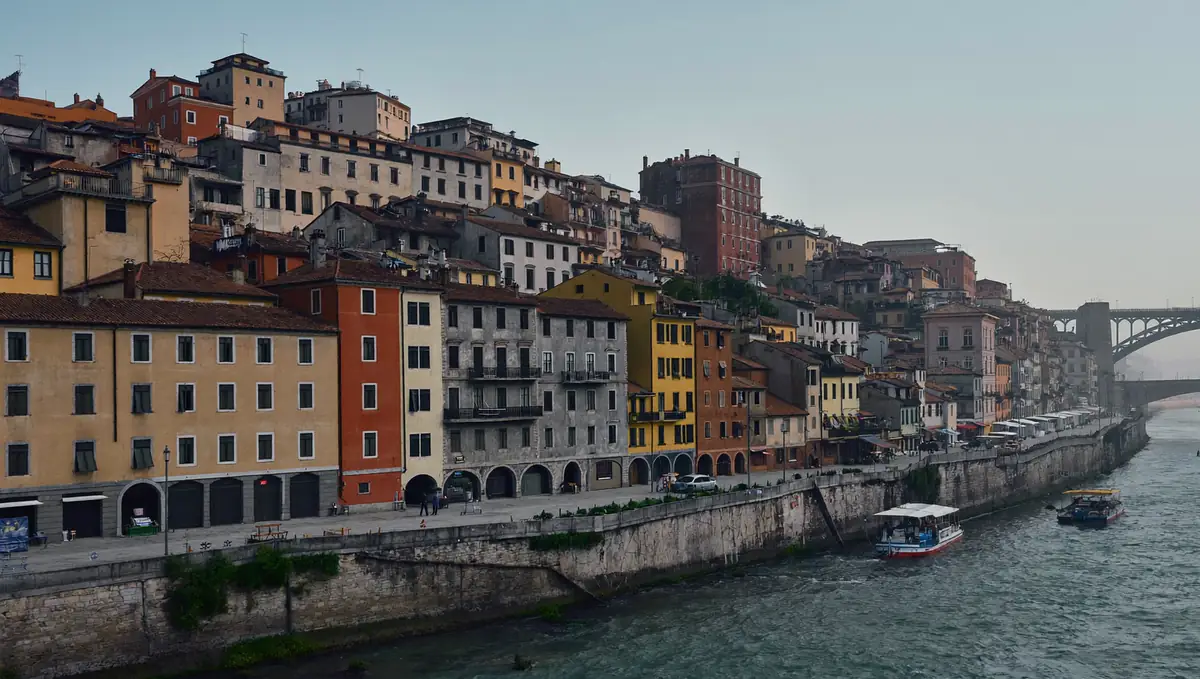 Porto riverside with narrow granite houses